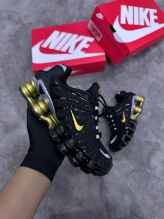 Zapatillas Nike Neymar Jr. x Shox TL