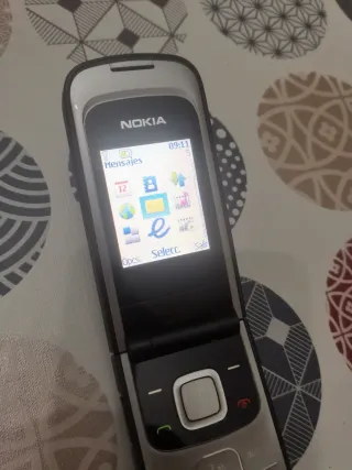 Nokia 2720 Fold Movistar Negro
