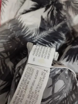 Cortavientos Zara Estampado Palmeras