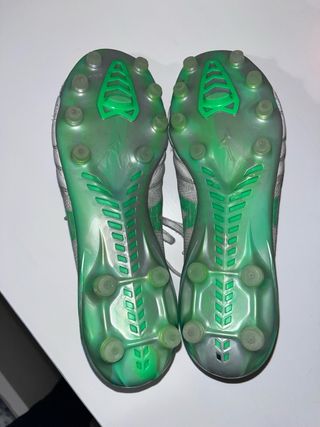 Mizuno Morelia Neo 4 Beta Elite MD