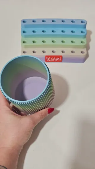 Set barattolo + espositore portapenne Legami