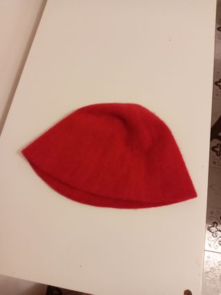 Cappello donna rosso Made in Italy