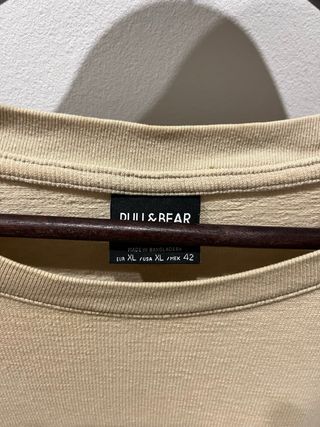 Camiseta oversize Pull&Bear beige