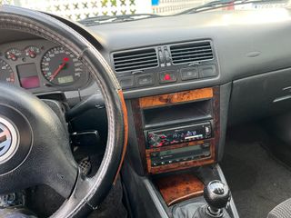 Volkswagen Bora 2000