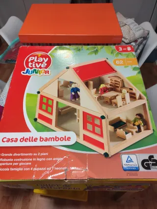 Casa de muñecas de madera Playtive Junior