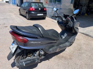 Yamaha Majesty 250cc