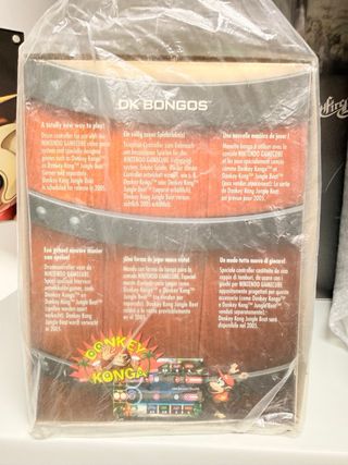 Donkey Kong Jungle Beat Pak + Bongos
