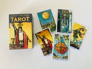 Tarot Radiant Wise Spirit. Edición mini