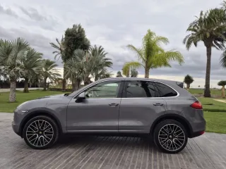 Porsche Cayenne 2012