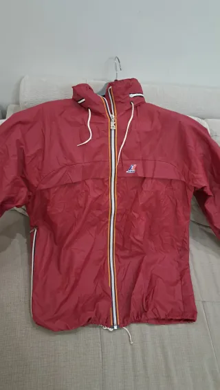 K-Way Giacca Rossa Impermeabile con Cappuccio
