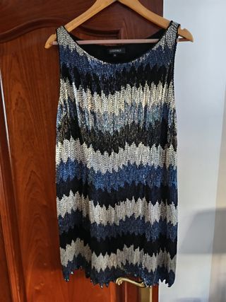 Vestido elegante pedrería negro y plata