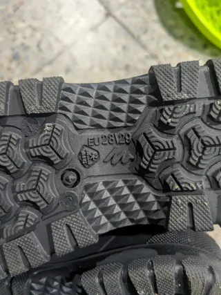 Kit Nieve Niño 3-4 Años:Trineo, Mono,Botas guantes