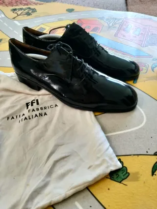 Zapatos de piel negros talla 43