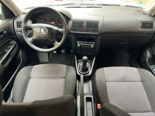 Volkswagen Golf 2002