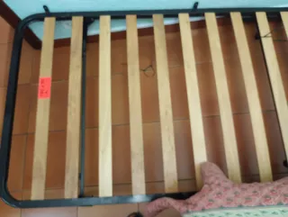 Somier 180x90cm con patas de muelle