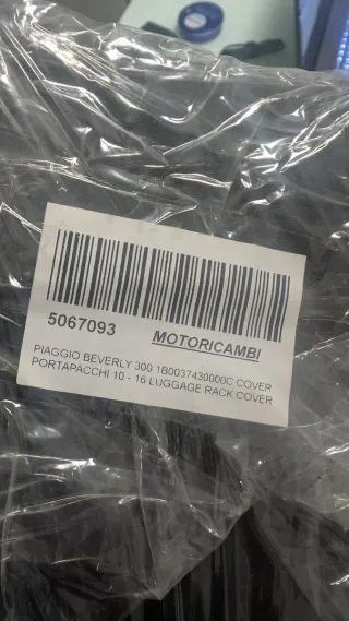 Copricodino Beverly 300i - Luggage Back Cover