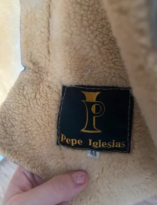 Pelliza de piel marrón