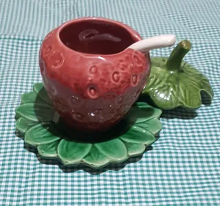 Salsera Vintage Cerámica Fresa