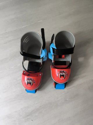 Moto correpasillos grande amarilla Regalo patines