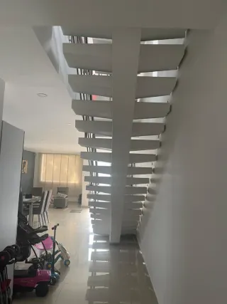 Busco empleo de Albañil, electricista soy oficial