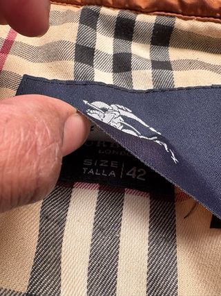 Chaqueta Burberry Bronce Acolchada