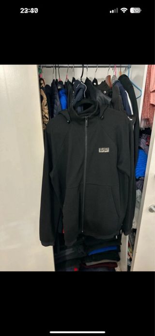 Chándal hombre negro