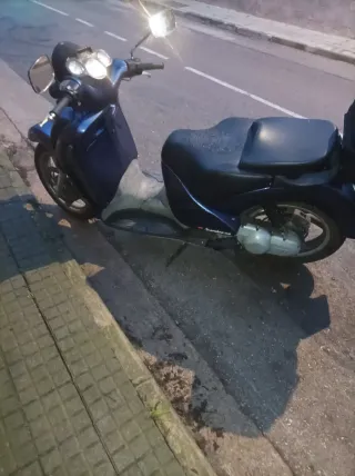 Aprilia scarabeo 150