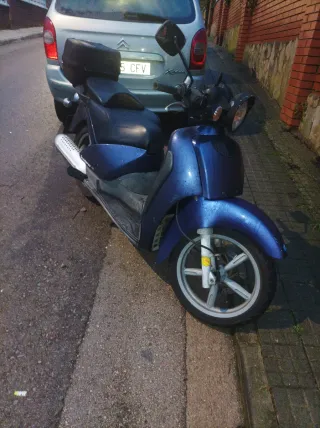 Aprilia scarabeo 150