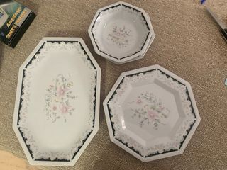 Vajilla porcelana 42 piezas + 2 bandejas