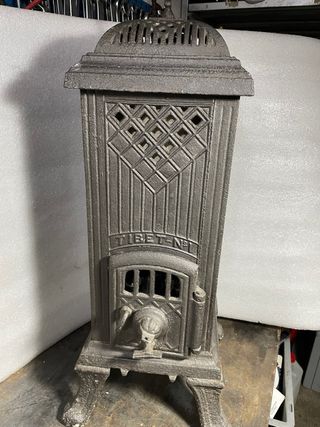 Stufa a legna Tibet N.1 in ghisa del 900