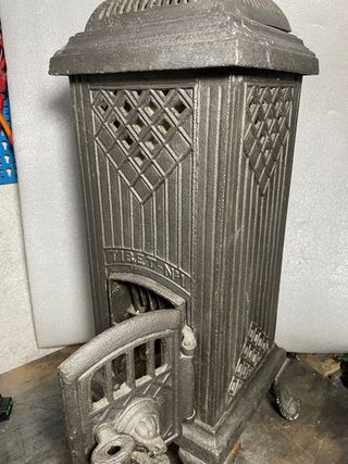 Stufa a legna Tibet N.1 in ghisa del 900