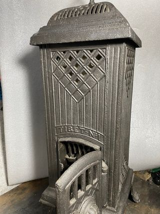 Stufa a legna Tibet N.1 in ghisa del 900