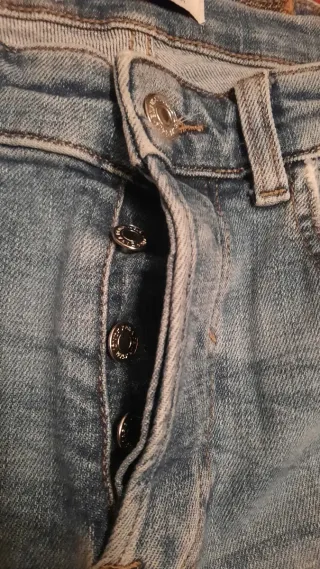 Jeans ragazzo Zara elasticizzati strappati