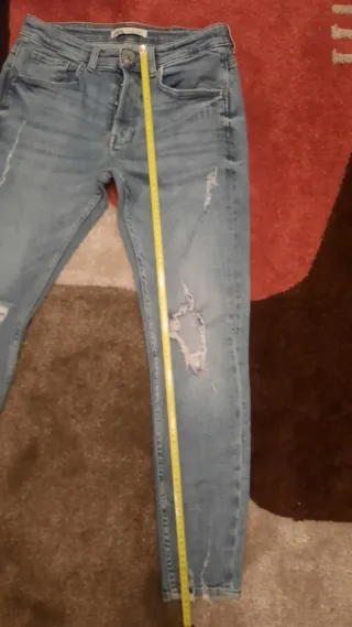 Jeans ragazzo Zara elasticizzati strappati