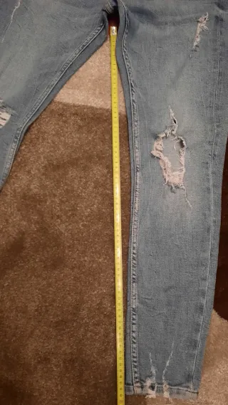 Jeans ragazzo Zara elasticizzati strappati