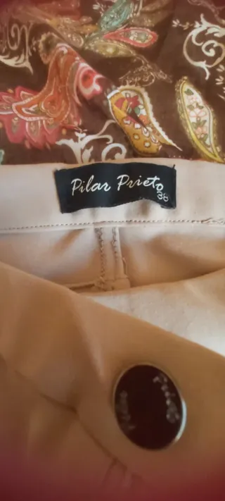 Pantalón pitillo Pilar Prieto beige
