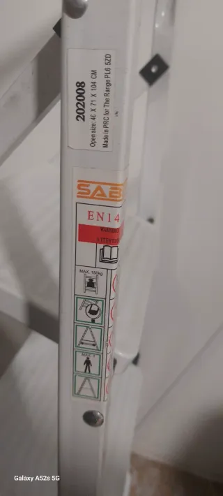 Escalera plegable 3 peldaños