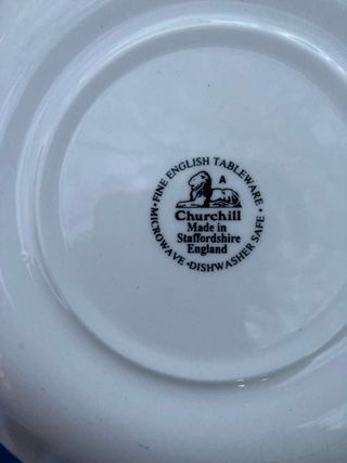 porcelana inglesa 12 platos. Para usar o decorar.