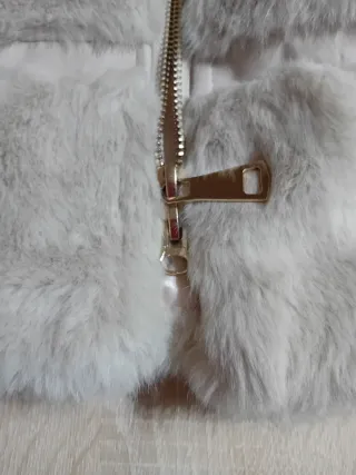 Cappotto finta pelliccia con cappuccio donna