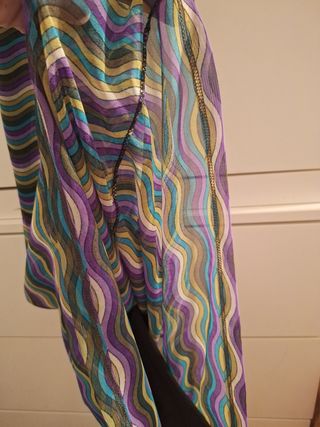 Vestido largo von un diseño ondulado