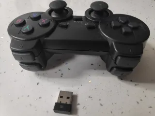 2Mandos PC Android PS3 con receptor uno de ellos