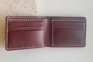 Cartera de piel hecha a mano