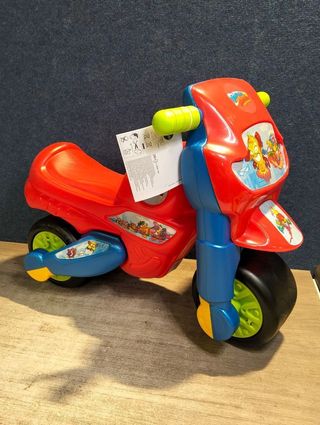 Feber  MOTOFEBER 1 SUPERZINGS Correpasillo (Famosa 800012669) moto para niños