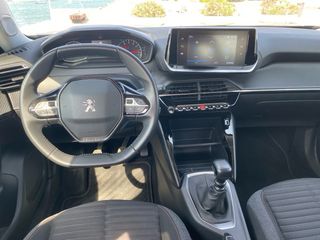 Peugeot 2008 HDI 110cv 2022