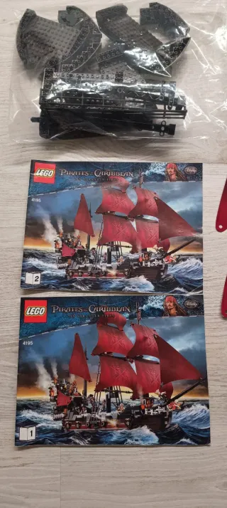 LEGO Pirati dei Caraibi Queen Anne's Revenge 4195