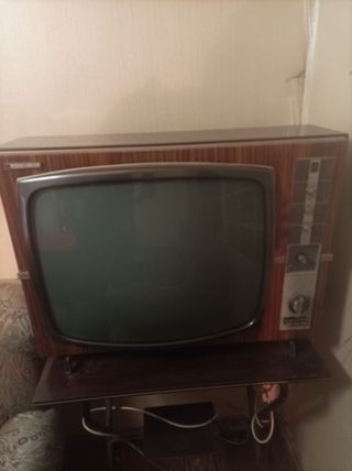 Televisor vintage antiguo años 60/70