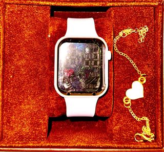 Reloj Blanco y Dorado con Pulsera Corazón