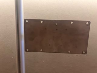 Soporte TV con ruedas Hecho a medida.