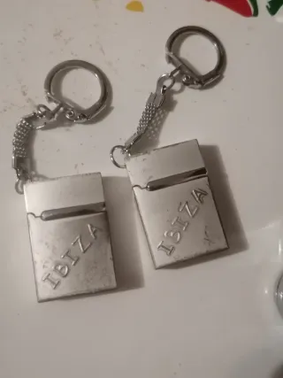 2 Isqueiros Recarregáveis, Inscrição Ibiza