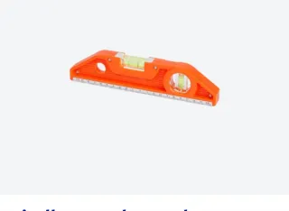 Livella arancione con righello